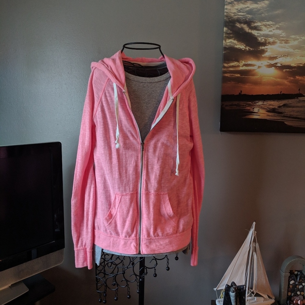 American eagle outfitters size large hoodie.